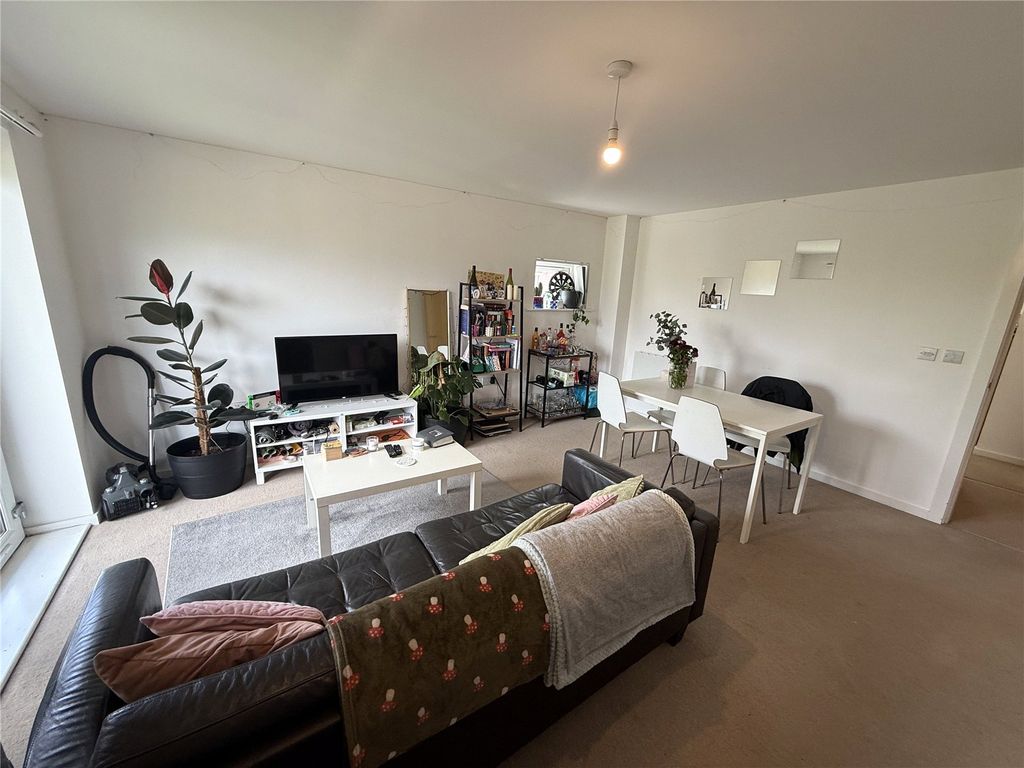 Property photo 2 of 10 Picture No. 07