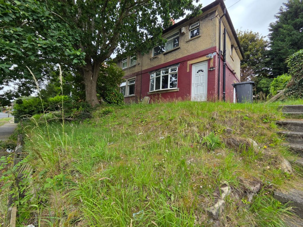 Property photo 1 of 17 9 Walden Drive, Bradford, Bd9 6Jr