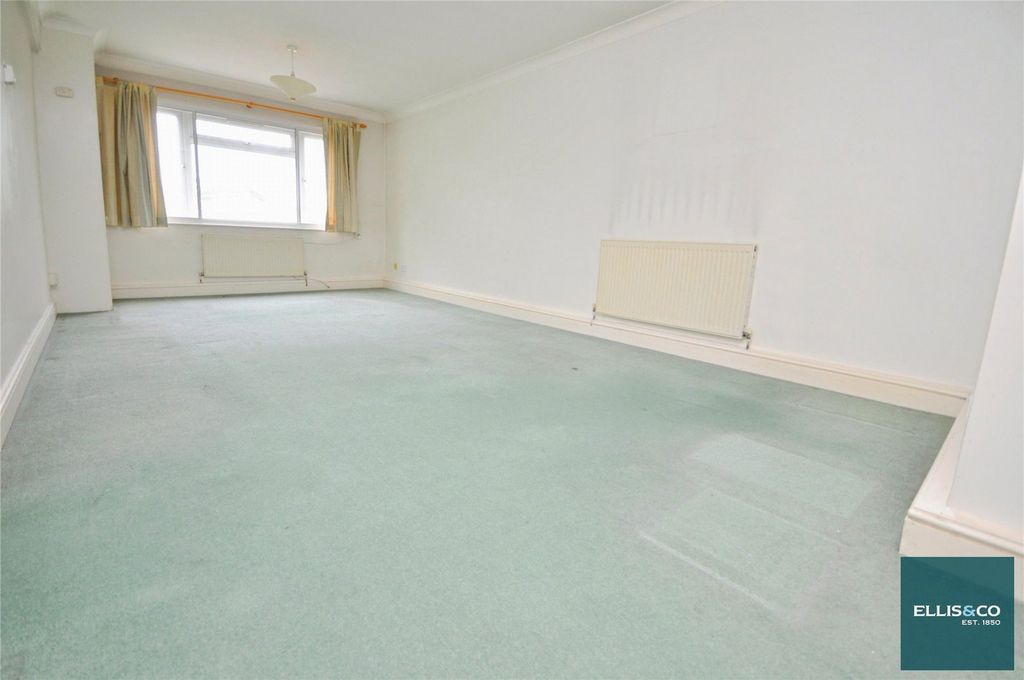 Property photo 3 of 10 Picture No. 07