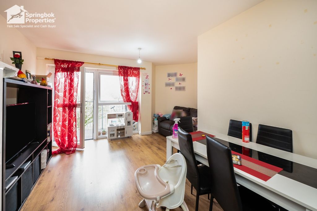 Property photo 3 of 10 Image 2