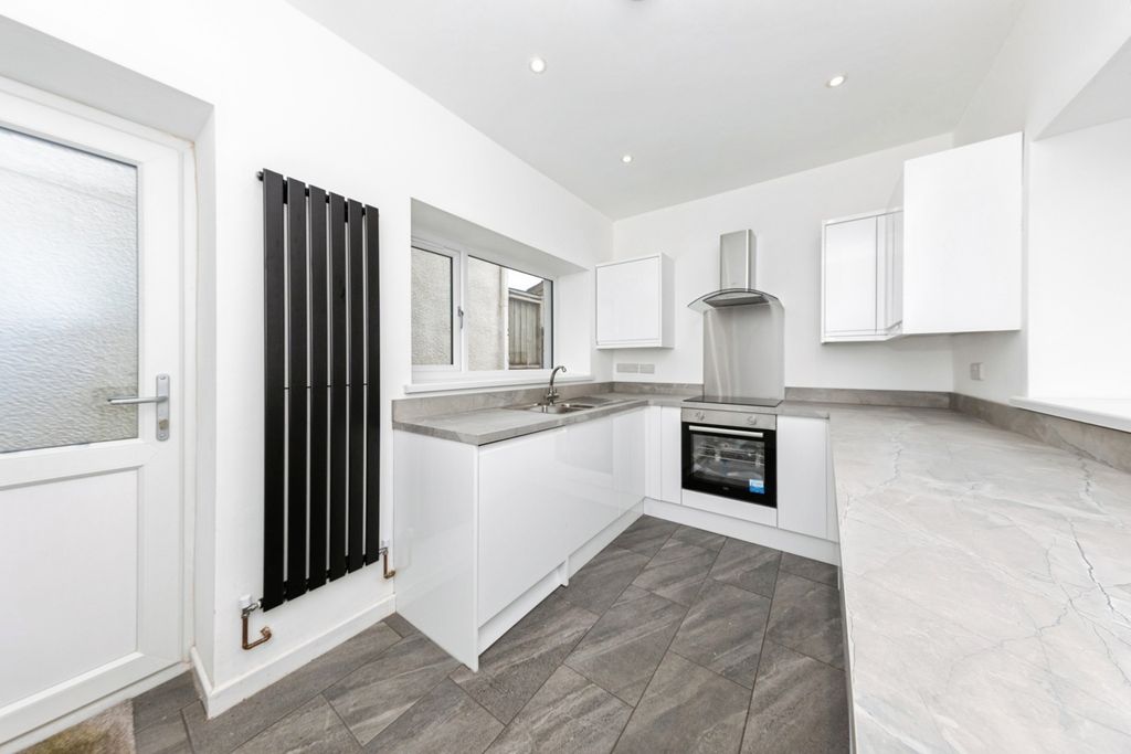Property photo 2 of 23 Pbox-Img.Jpg