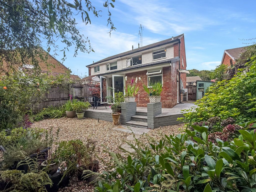 Property photo 1 of 36