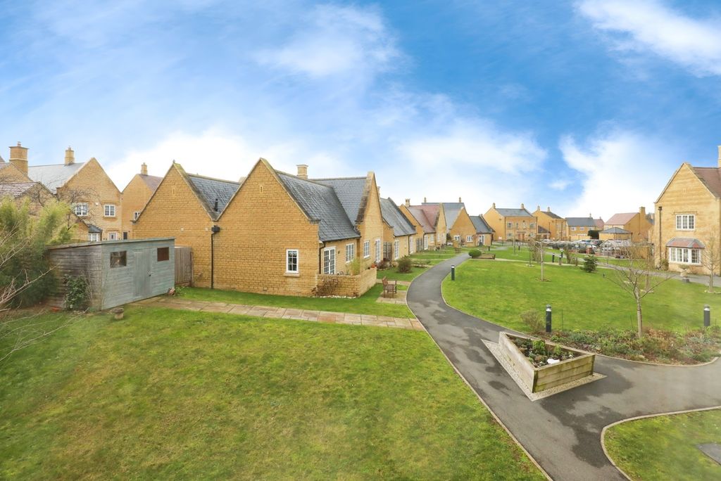 Property photo 1 of 9 Pbox-Img.Jpg