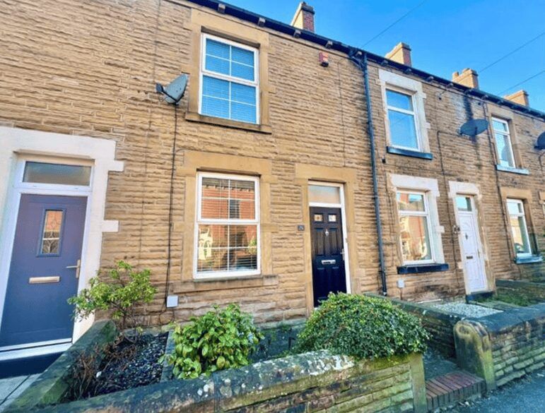 Property photo 1 of 12