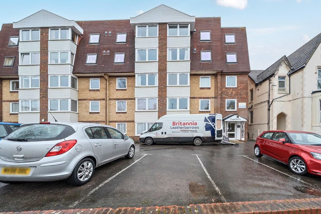 Property photo 1 of 19 1397501-21-695Fa02c7B8E2.Jpg