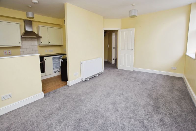 Property photo 3 of 9 Photo 11