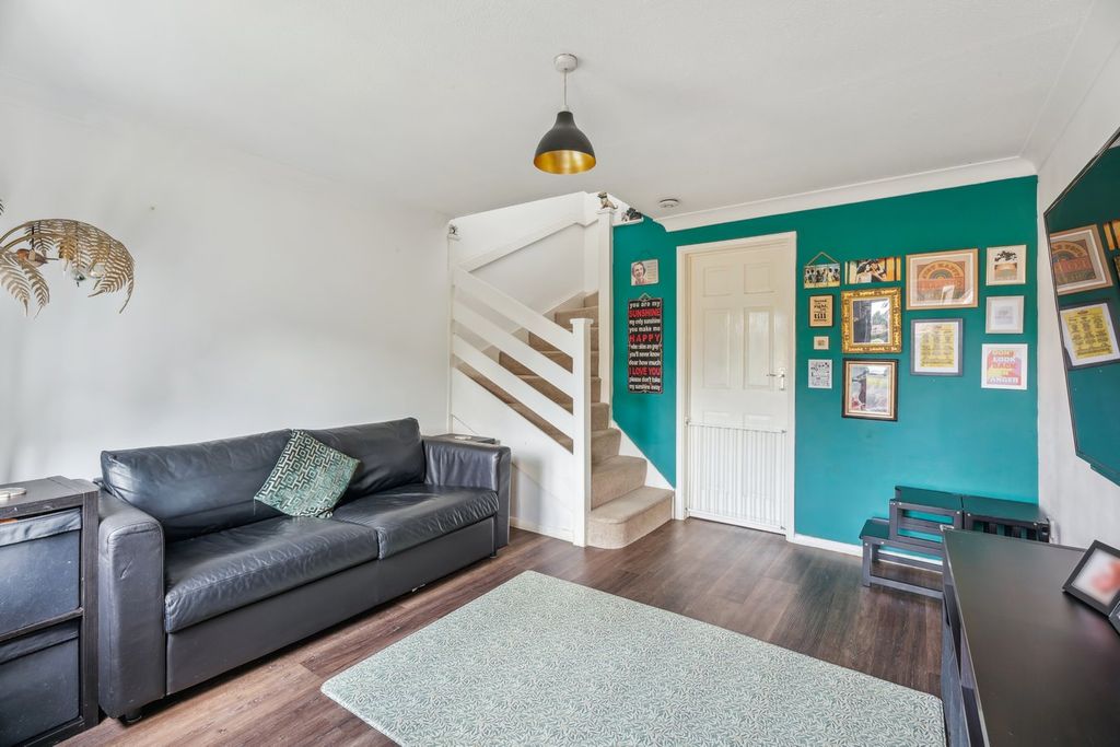 Property photo 2 of 14