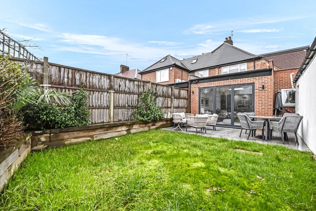 Property photo 2 of 10 Picture No. 03