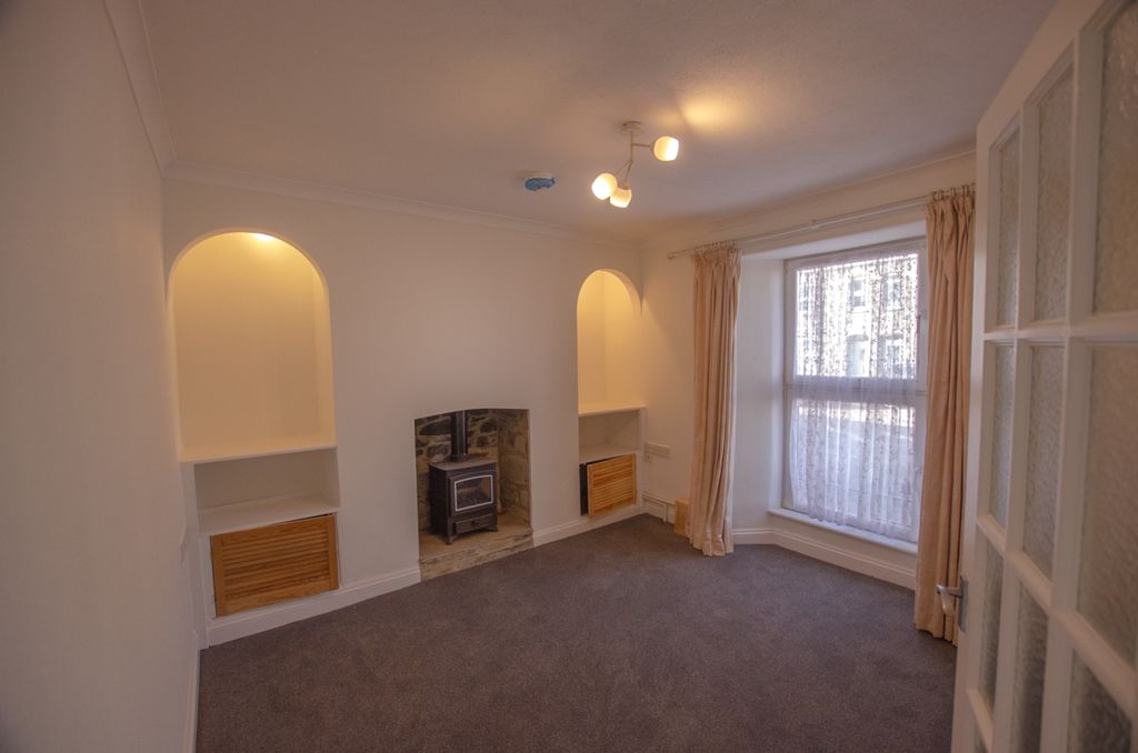 Property photo 2 of 12 54 Higher Bore-12