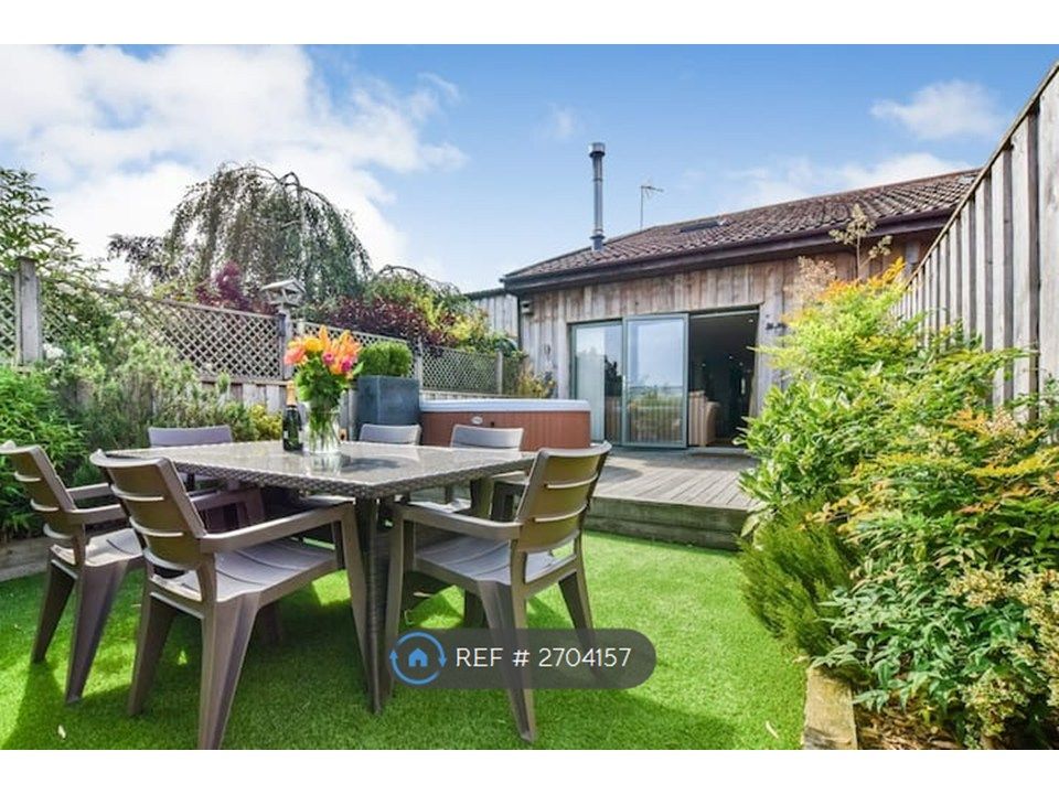 Property photo 1 of 27