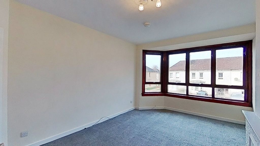 Property photo 3 of 11 Picture 3