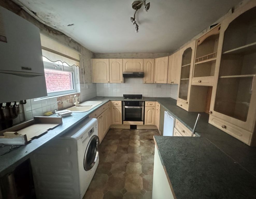 Property photo 3 of 9