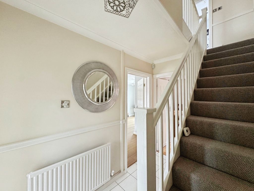 Property photo 3 of 46 5333816