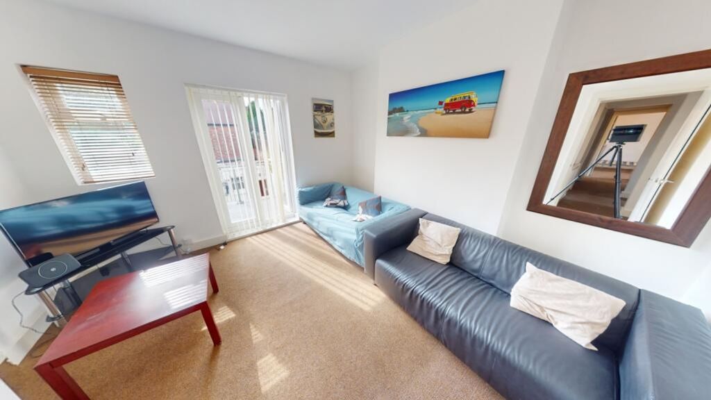 Property photo 1 of 9 A Spacious And Inviting Large Modern Living Room, ...