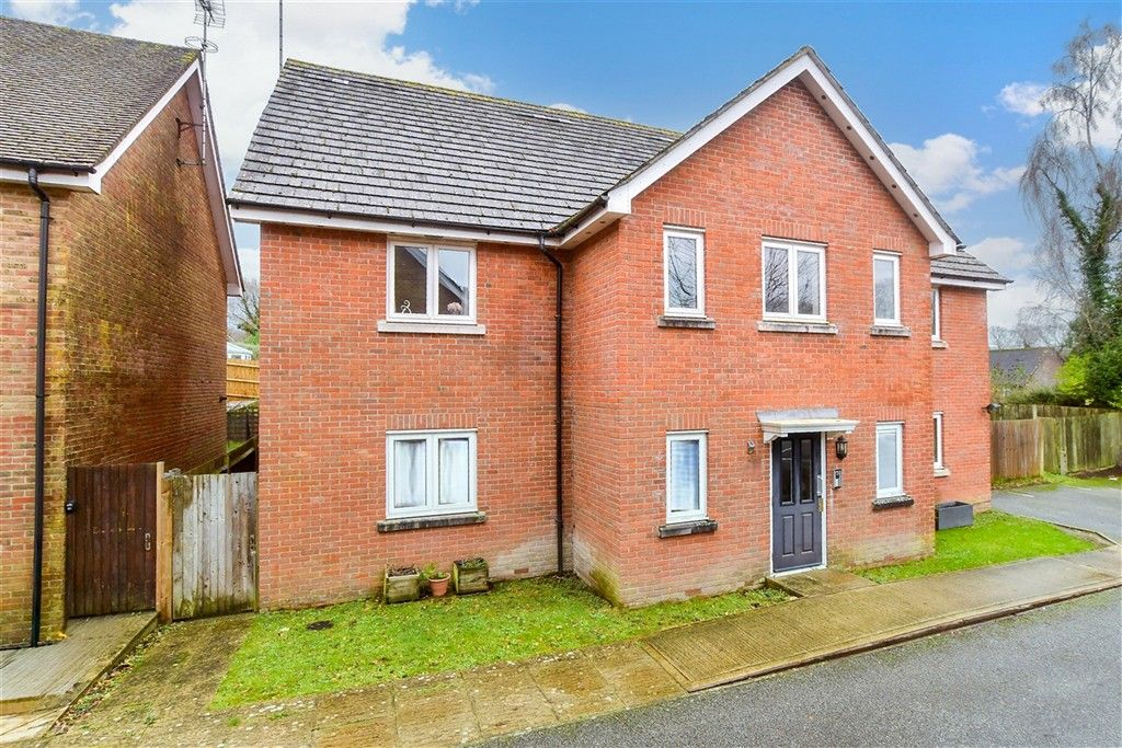 Property photo 1 of 9 External. (Web)