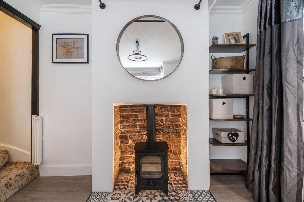 Property photo 3 of 19 Picture No. 24