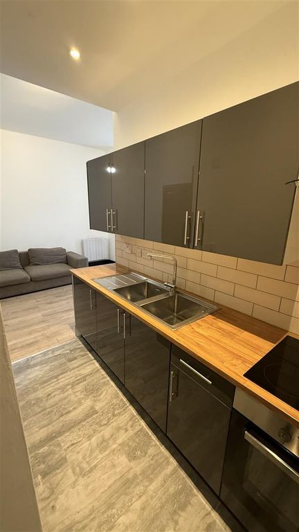 Property photo 2 of 10 Img_4657.Jpeg