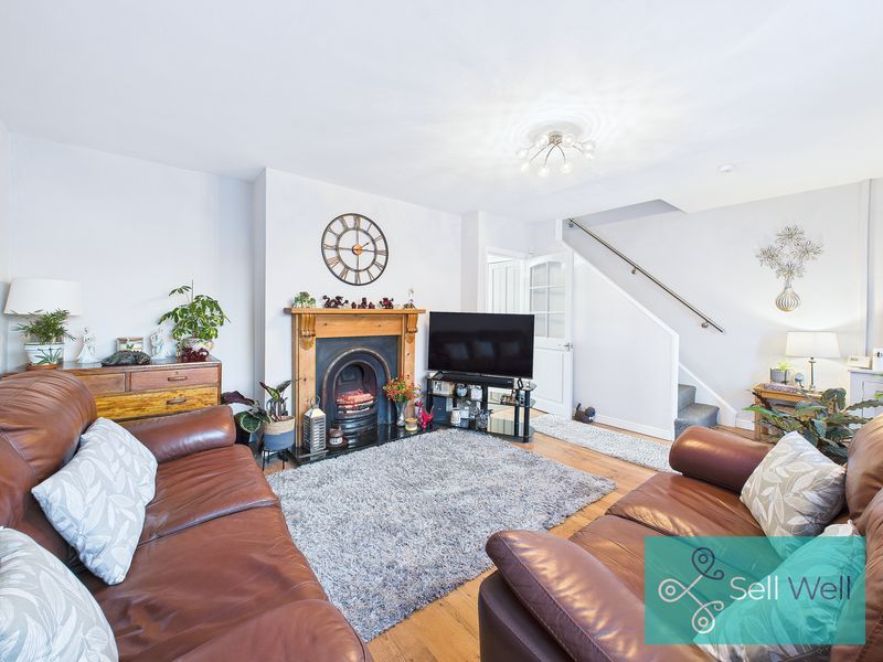 Property photo 2 of 24 Lounge