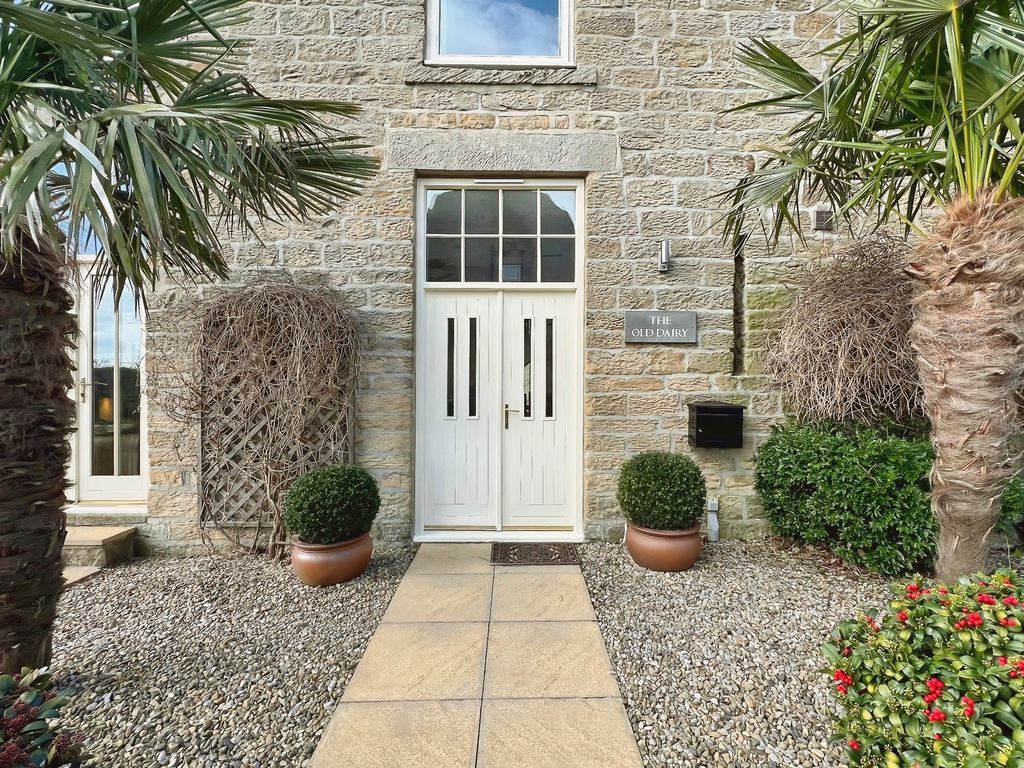 Property photo 3 of 41 Photo 24