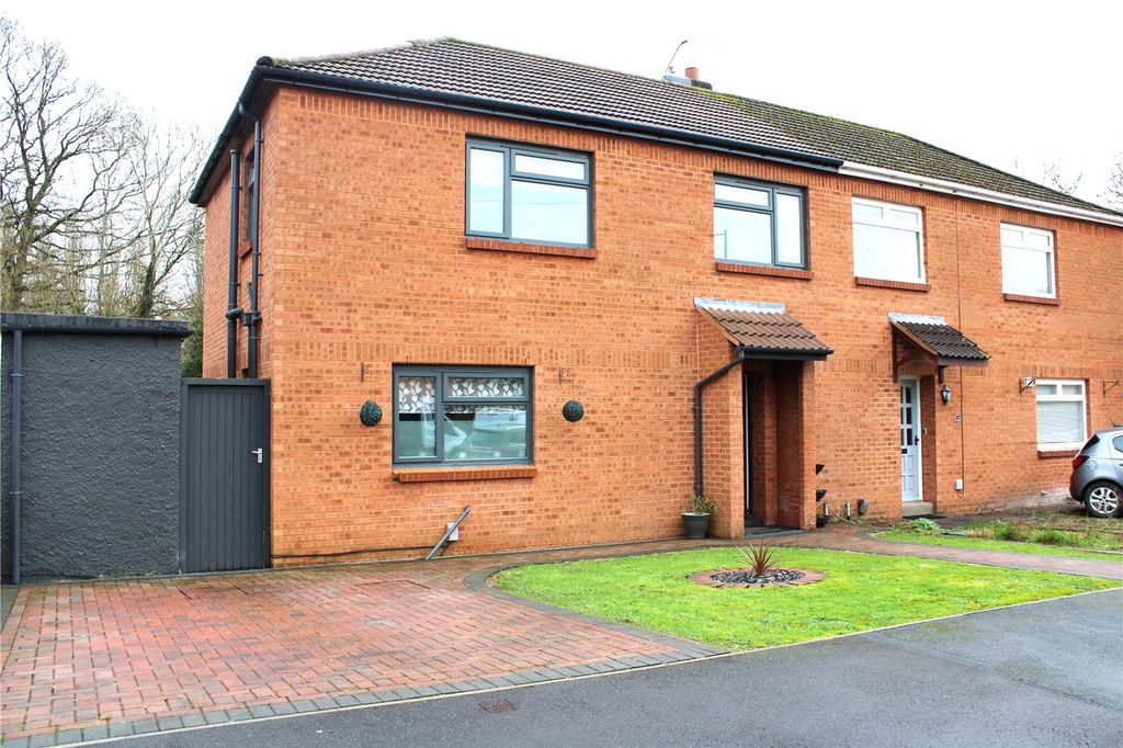 Property photo 2 of 19 Picture No. 27