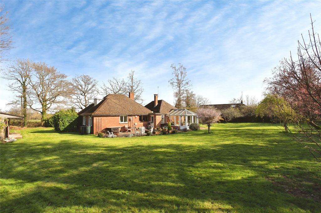 Property photo 2 of 17 Picture No. 04