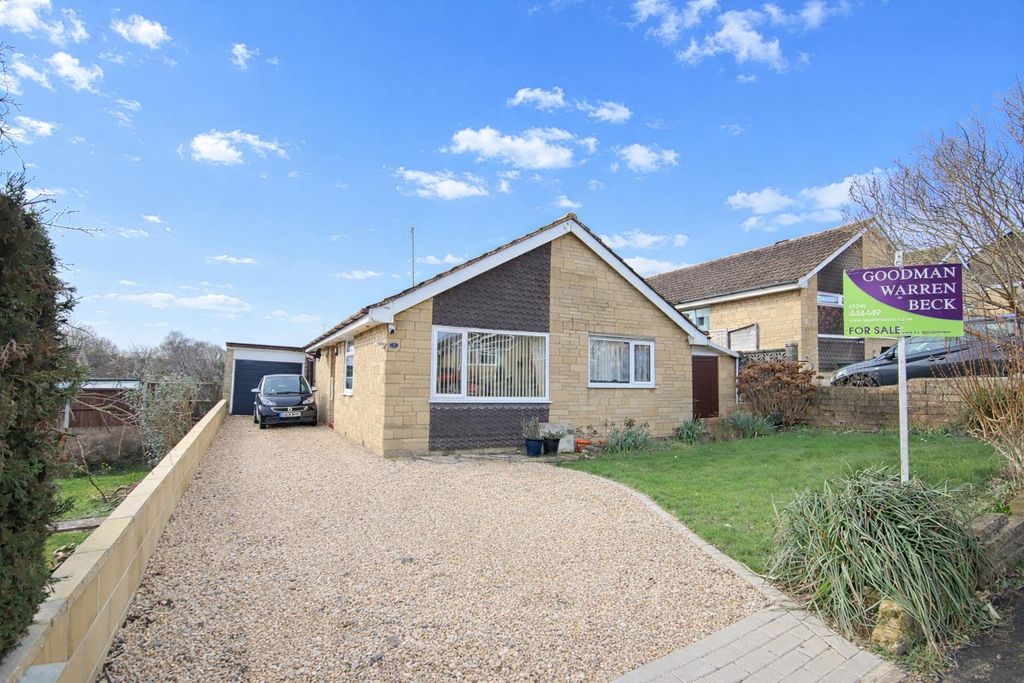 Property photo 1 of 8 5E53373c-A63E-40d3-8De1-936Fce174625.Png