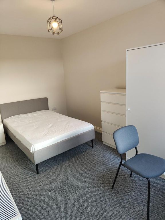 Property photo 3 of 14 Bedroom 3