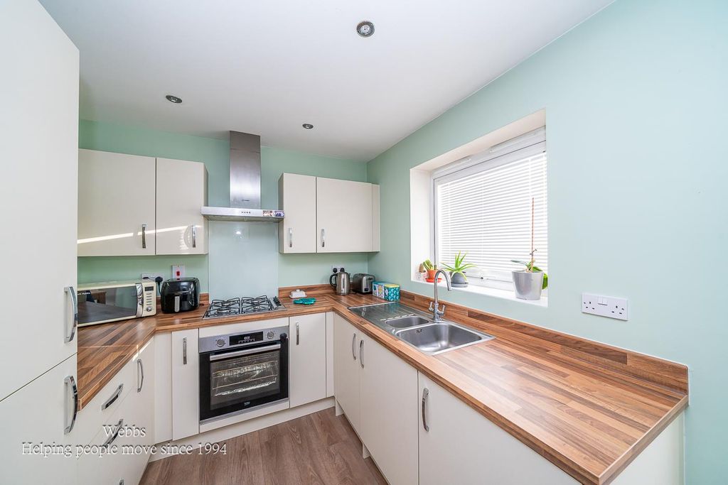 Property photo 3 of 29 Webbs-5.Jpg