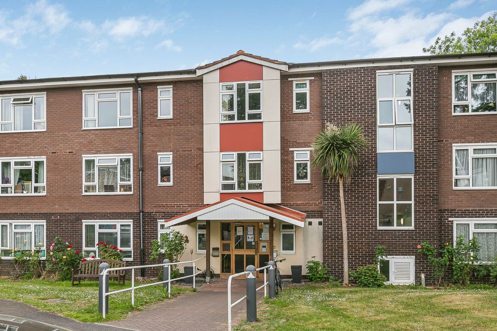 Property photo 1 of 14