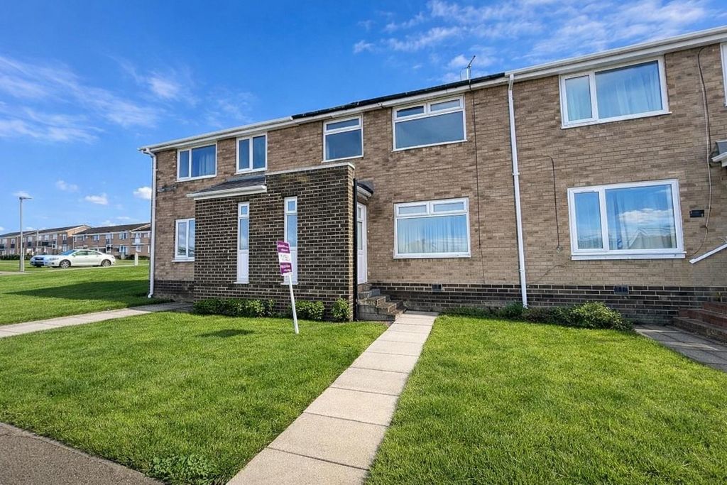 Property photo 1 of 16 25.Png