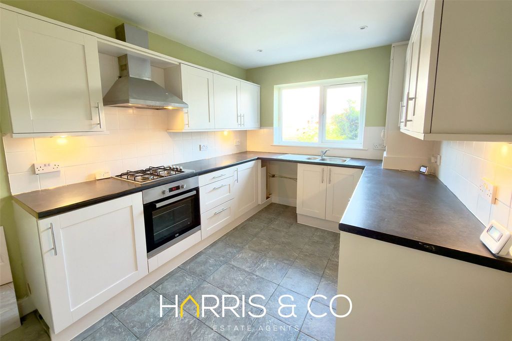 Property photo 2 of 16 Picture No. 04