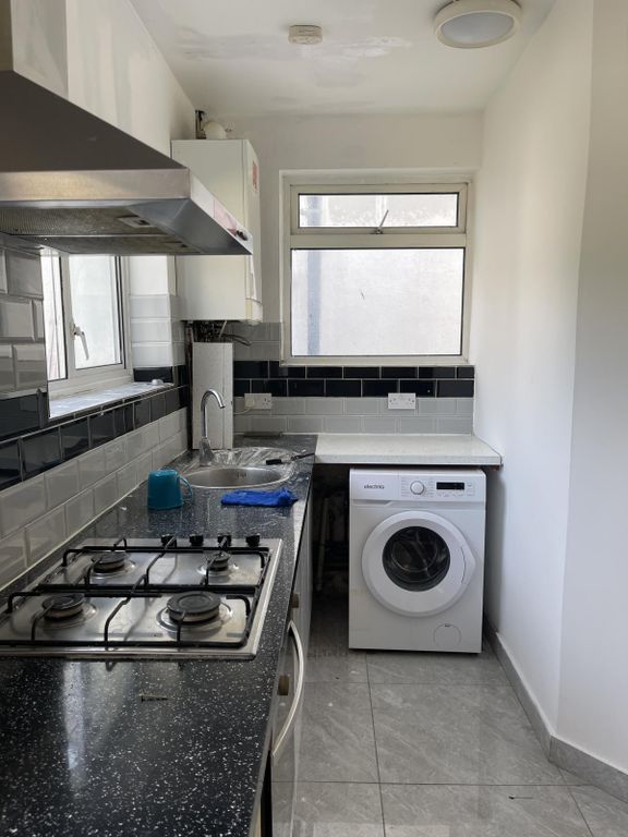 Property photo 1 of 2 1 Bedroom Ground Floor Flat To Rent