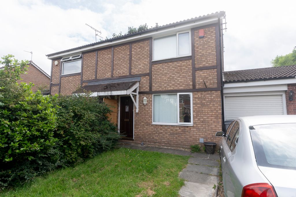 Property photo 1 of 27