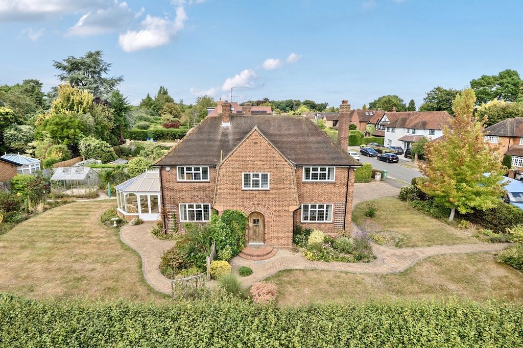 Property photo 1 of 12