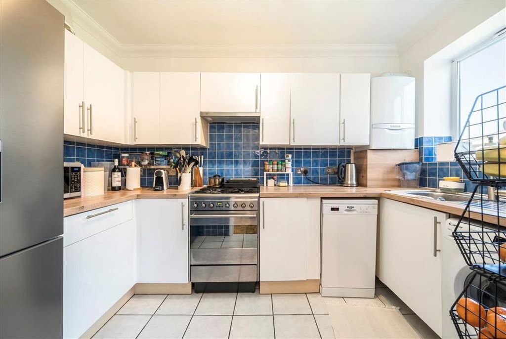 Property photo 3 of 11
