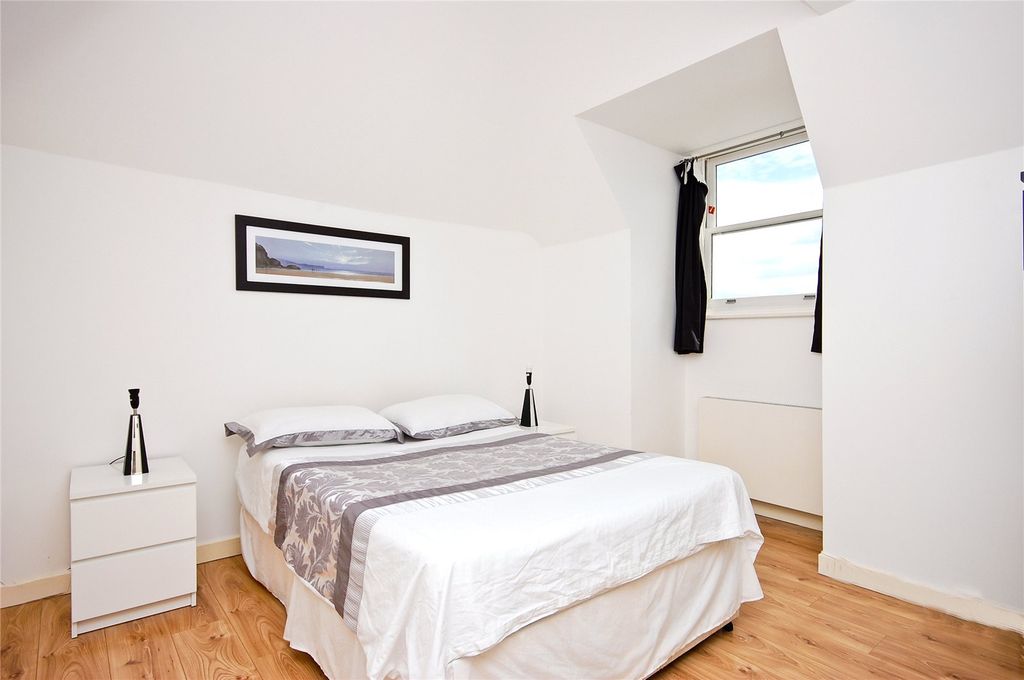 Property photo 3 of 8 Picture No. 08
