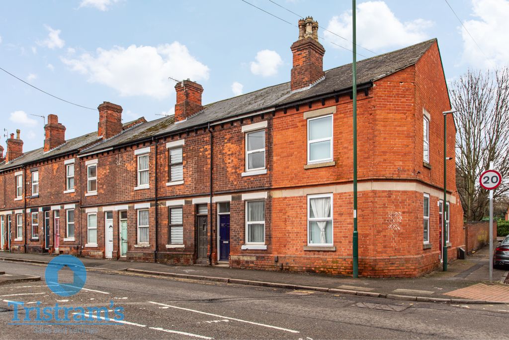 Property photo 1 of 15