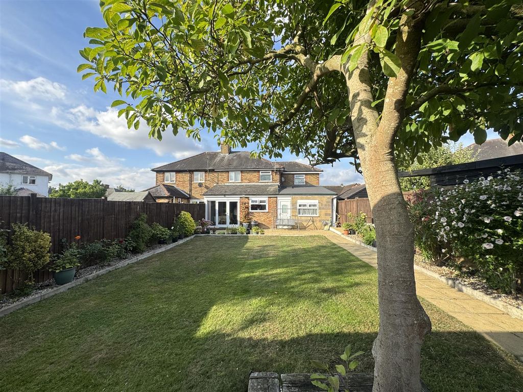Property photo 2 of 67