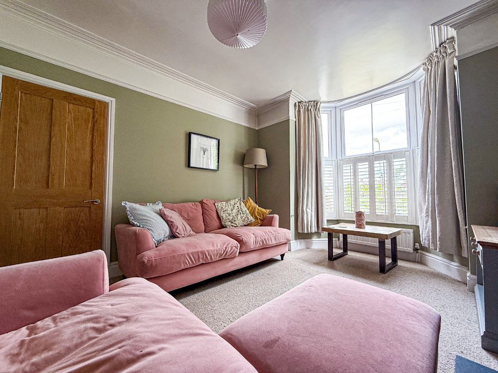 Property photo 2 of 27 4431033