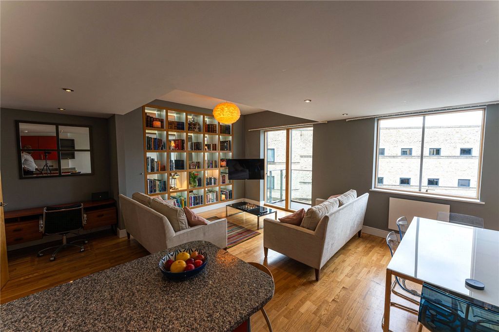 Property photo 2 of 9 Picture No. 01