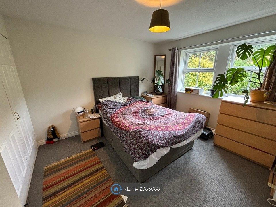 Property photo 3 of 5