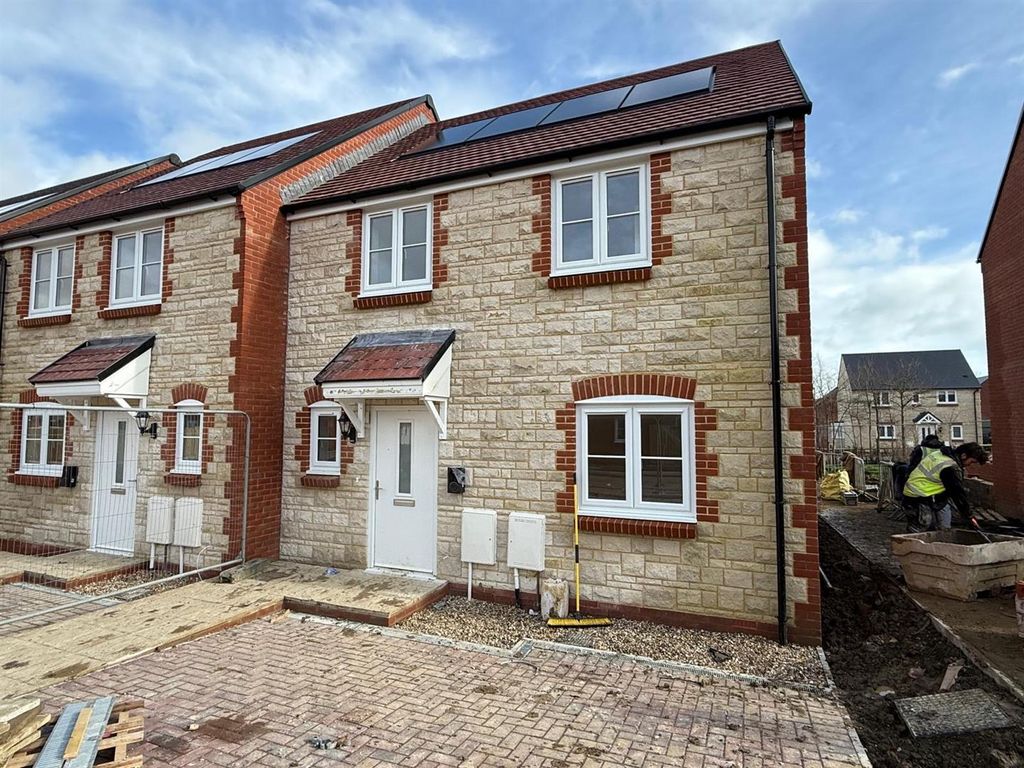 Property photo 1 of 14 Plot 294 Front.Jpeg