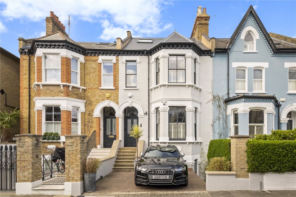 Property photo 2 of 13 Exterior