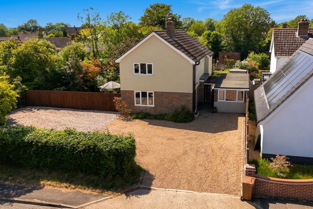 Property photo 1 of 43