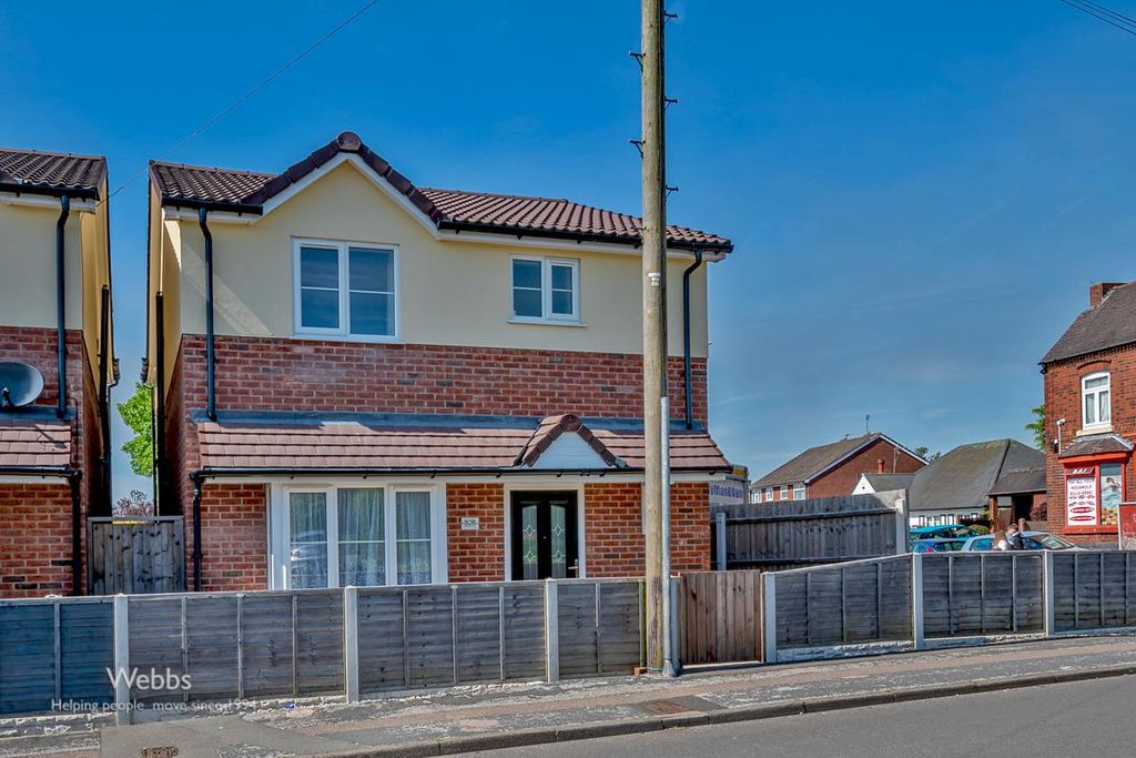 Property photo 1 of 32 Webbs (151 Of 182).Jpg