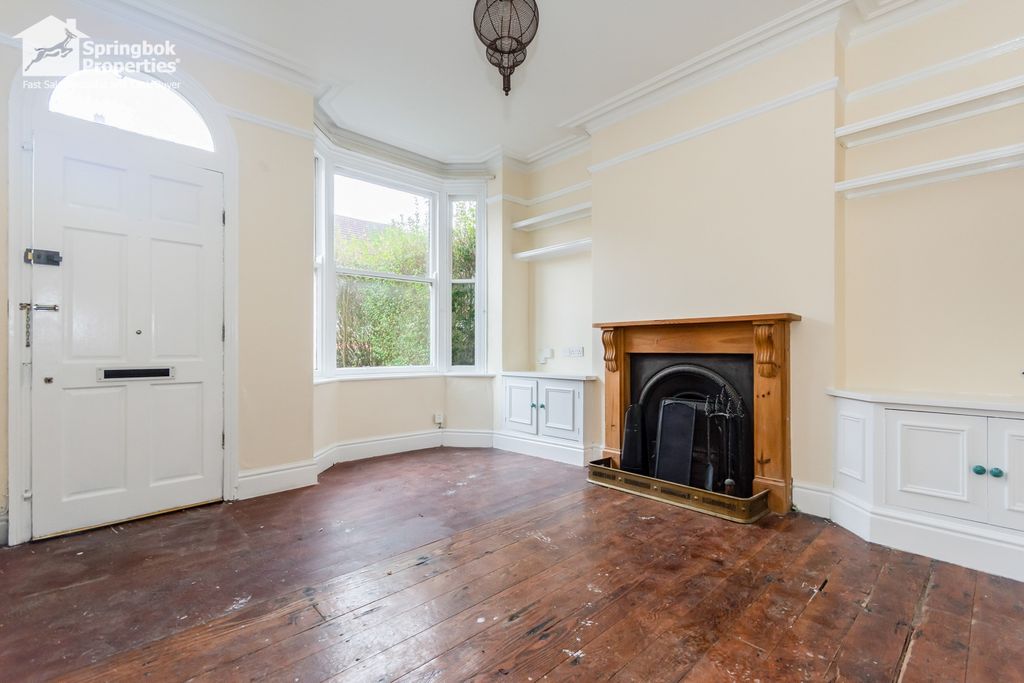 Property photo 3 of 14 Image 2