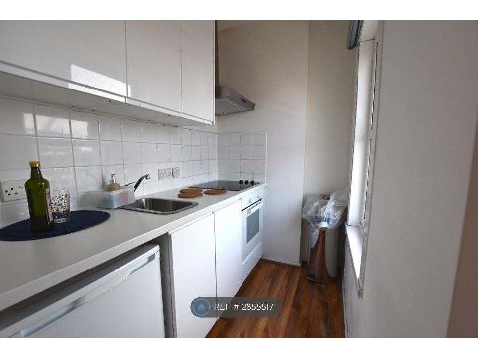 Property photo 2 of 3