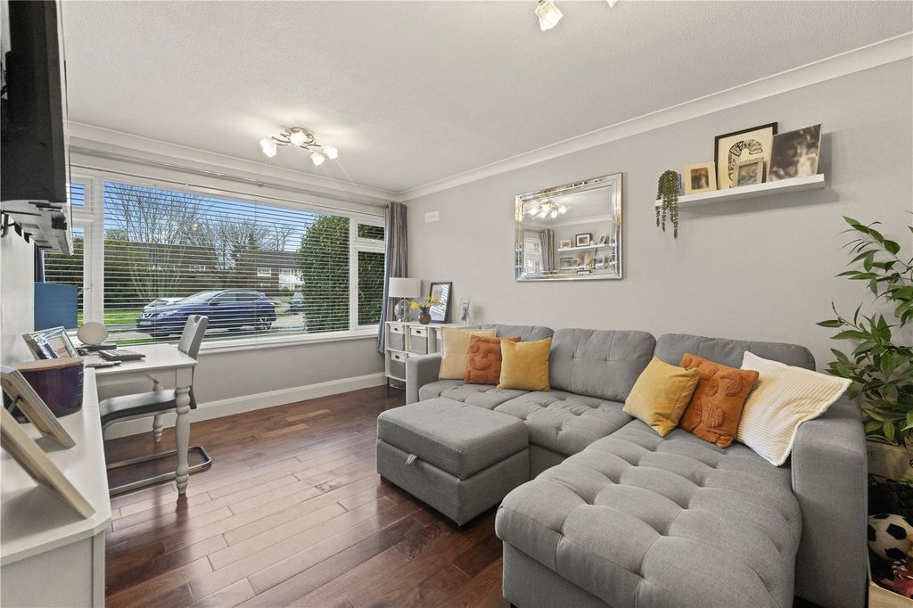 Property photo 2 of 8 Picture No. 21