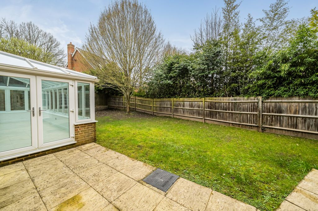 Property photo 2 of 12