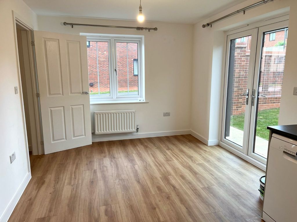 Property photo 3 of 12 Picture No. 03